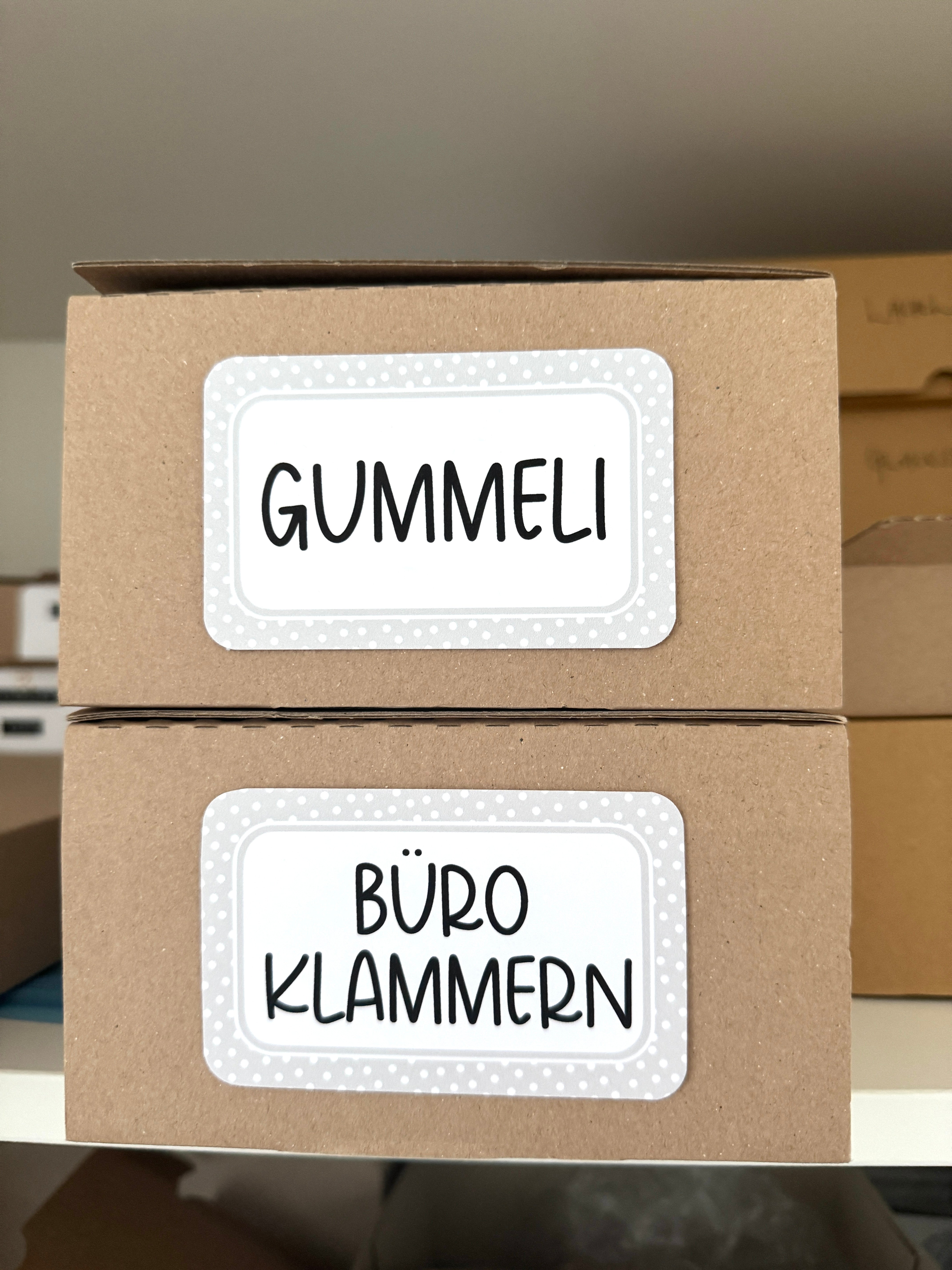 Büromaterial beschriften Etiketten Ordnungssystem Pastell.jpg